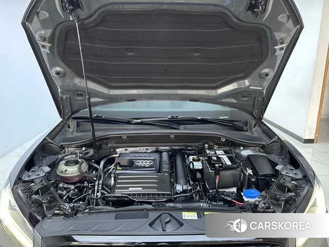 Audi Q2L id 4328778 из Китая 12