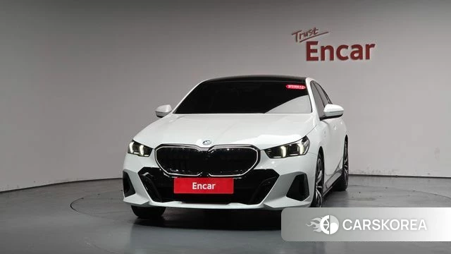 BMW 5 Series (G60) id 4248235 из Кореи 12