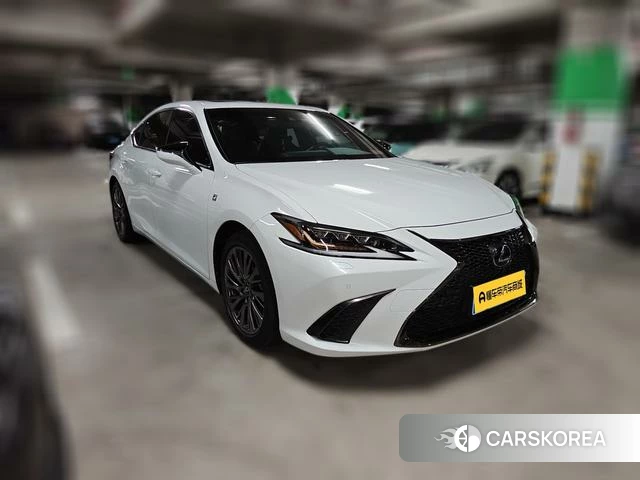 Lexus ES 2019 Белый из Китая, фото 2