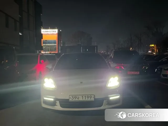 Porsche Panamera (971) 2018 Белый из Кореи, фото 4