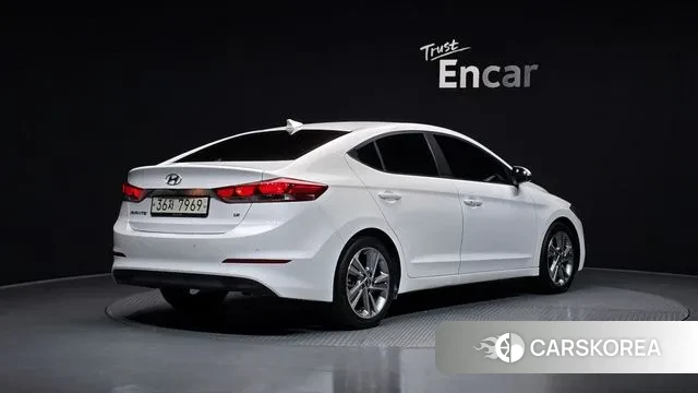 Hyundai Avante AD id 3249329 из Кореи 12