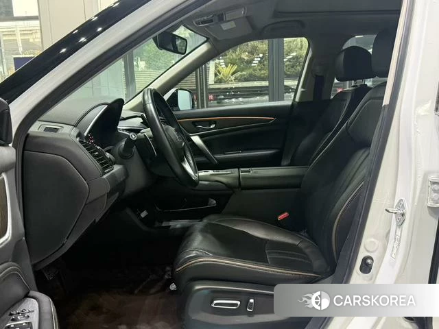 Honda Crown Road 2022 Белый из Китая, фото 5