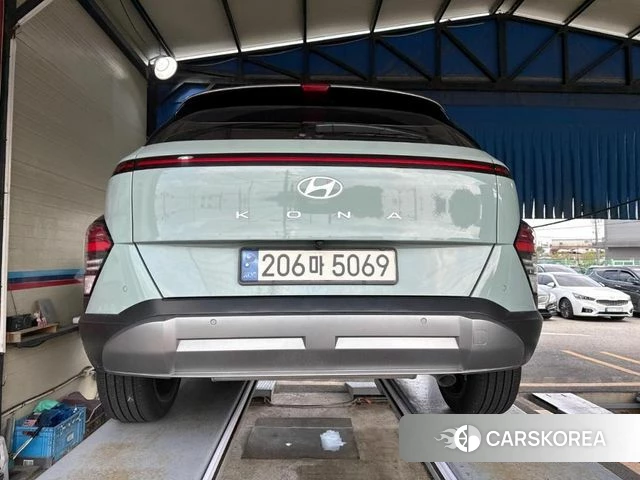 Hyundai Kona (SX2) 2024 Зеленый из Кореи, фото 2