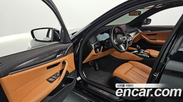 BMW 5 Series (G30) id 2688385 из Кореи 12