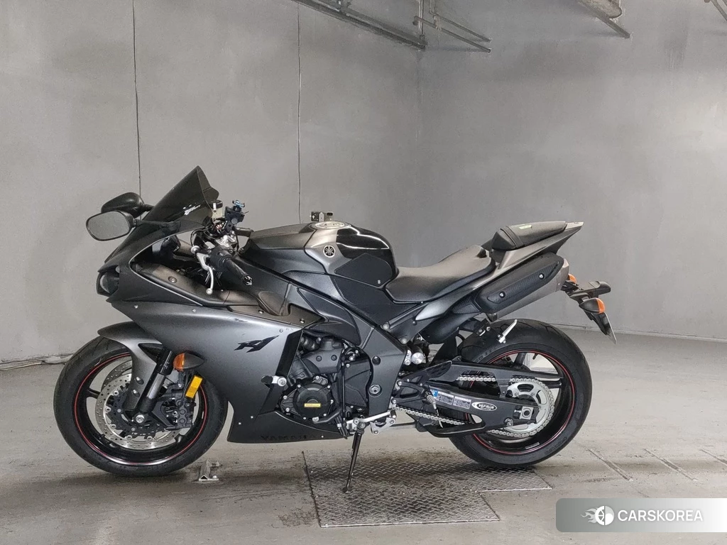Проданный Yamaha YZF-R1 2013 из Японии, фото 2