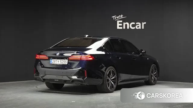 BMW 5 Series (G60) id 3769457 из Кореи 12