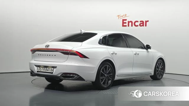 Hyundai The New Grandeur IG id 4708359 из Кореи 12