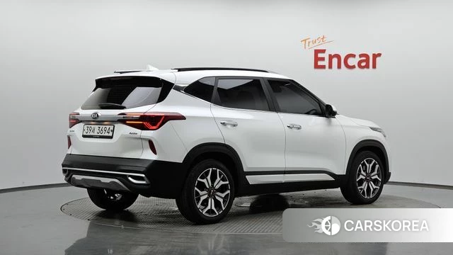 Kia Seltos id 4362966 из Кореи 12