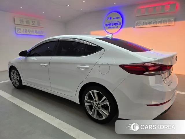 Hyundai Avante AD id 3371210 из Кореи 12
