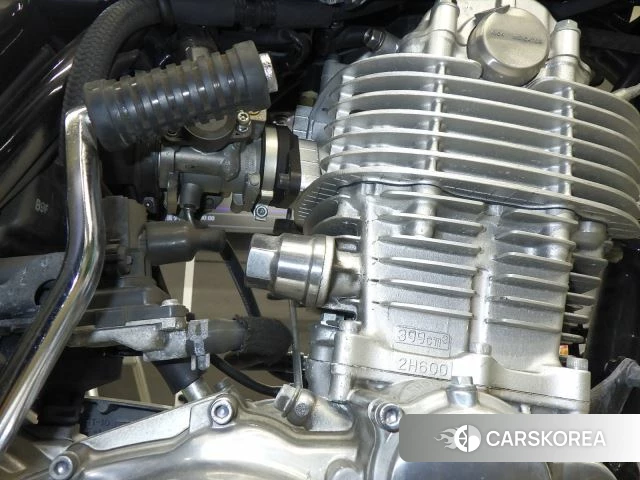 Engine photo