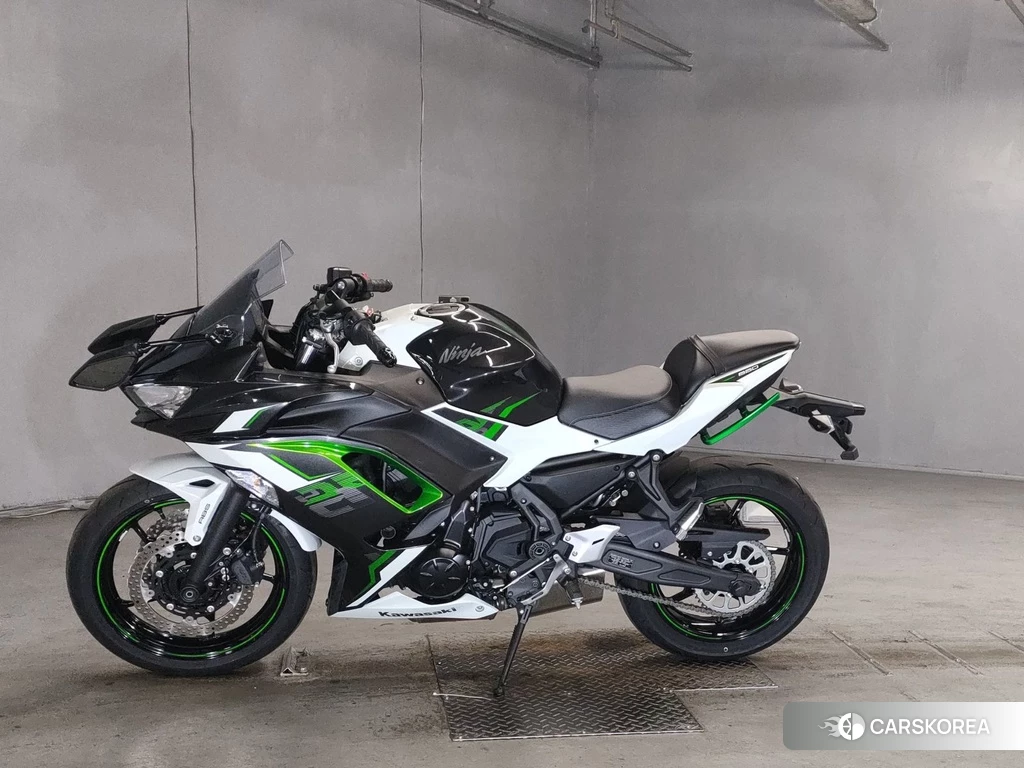 Проданный Kawasaki NINJA 650 id 4160314 из Японии, фото 2