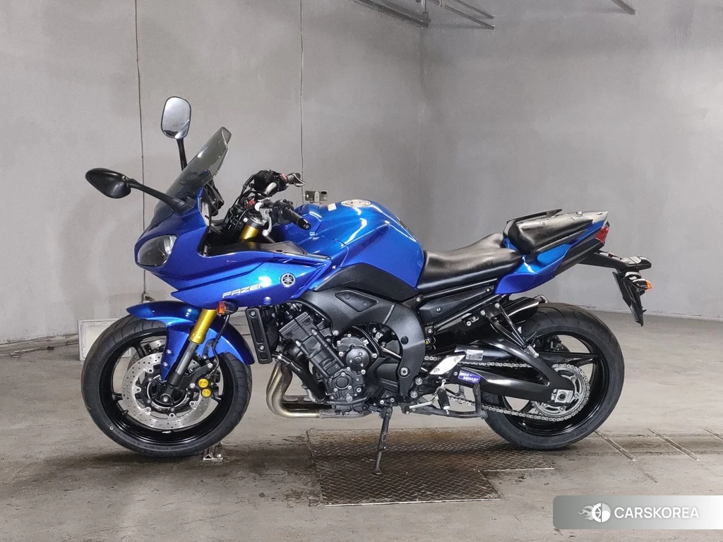 Проданный Yamaha FZ8-S 2011 из Японии