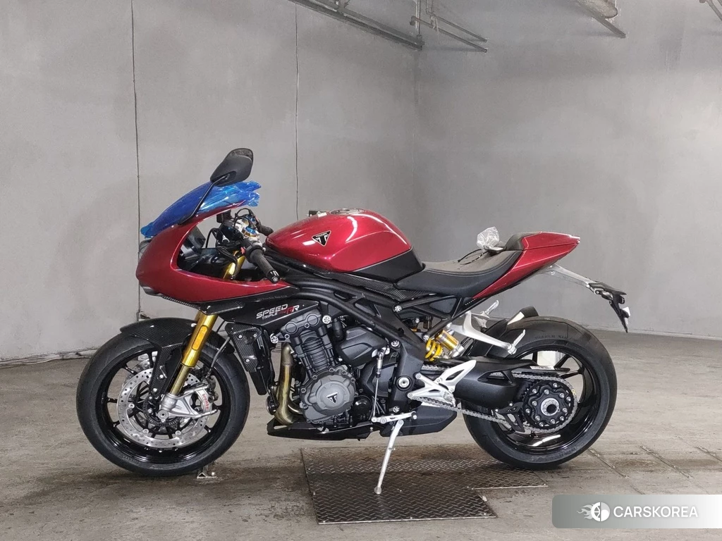 Проданный Triumph SPEED TRIPLE 1200 RR 2024 из Японии, фото 2