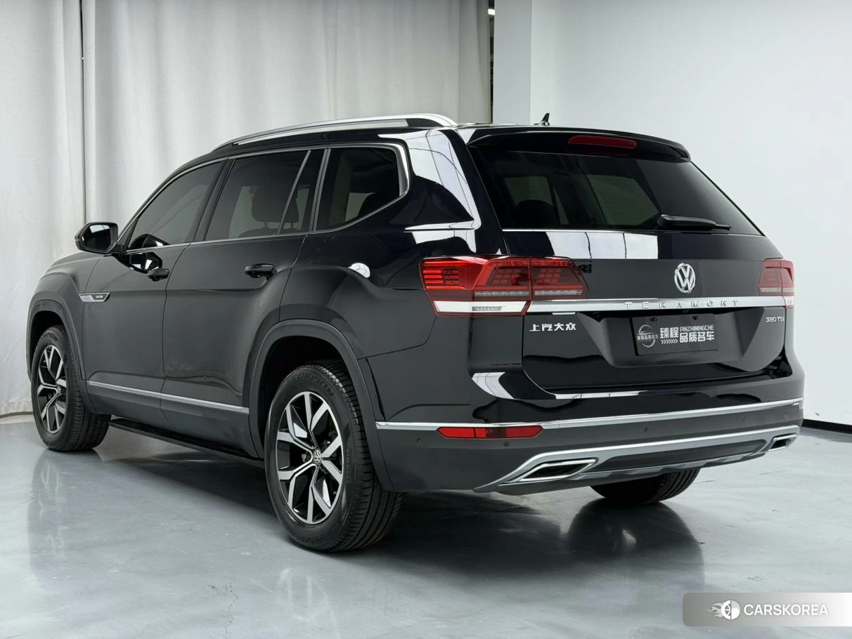 Volkswagen Tourang id 4461329 из Китая 12