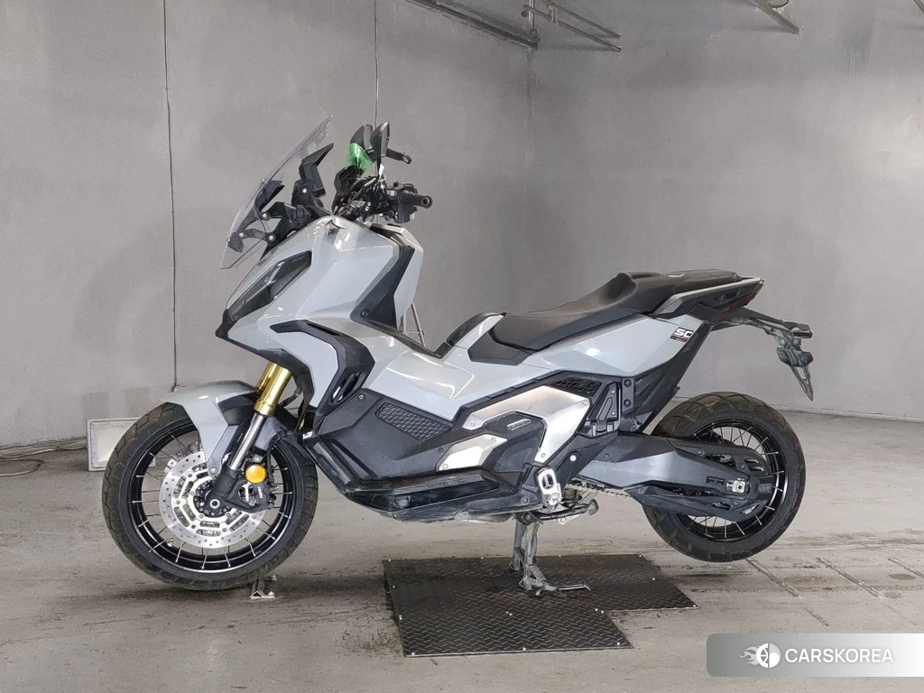 Проданный Honda X-ADV 750 2021 из Японии, фото 2