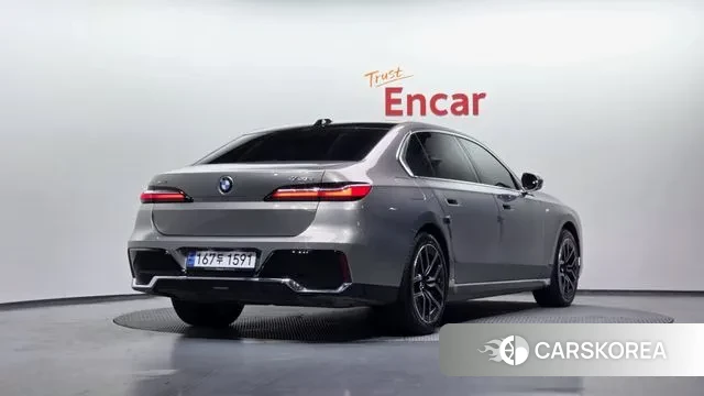 BMW 7 Series (G70) id 3590480 из Кореи 12