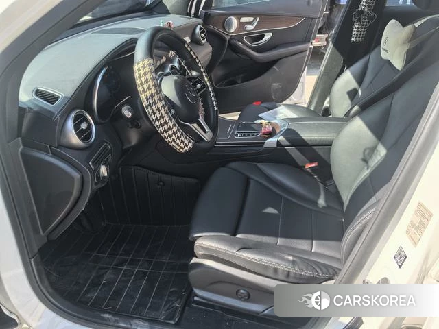 Mercedes-Benz GLC 2021 Белый из Китая, фото 2