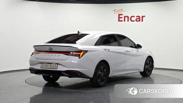 Hyundai Avante (CN7) id 3965348 из Кореи 12