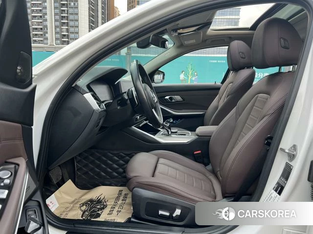 BMW 3 series 2021 Белый из Китая, фото 2
