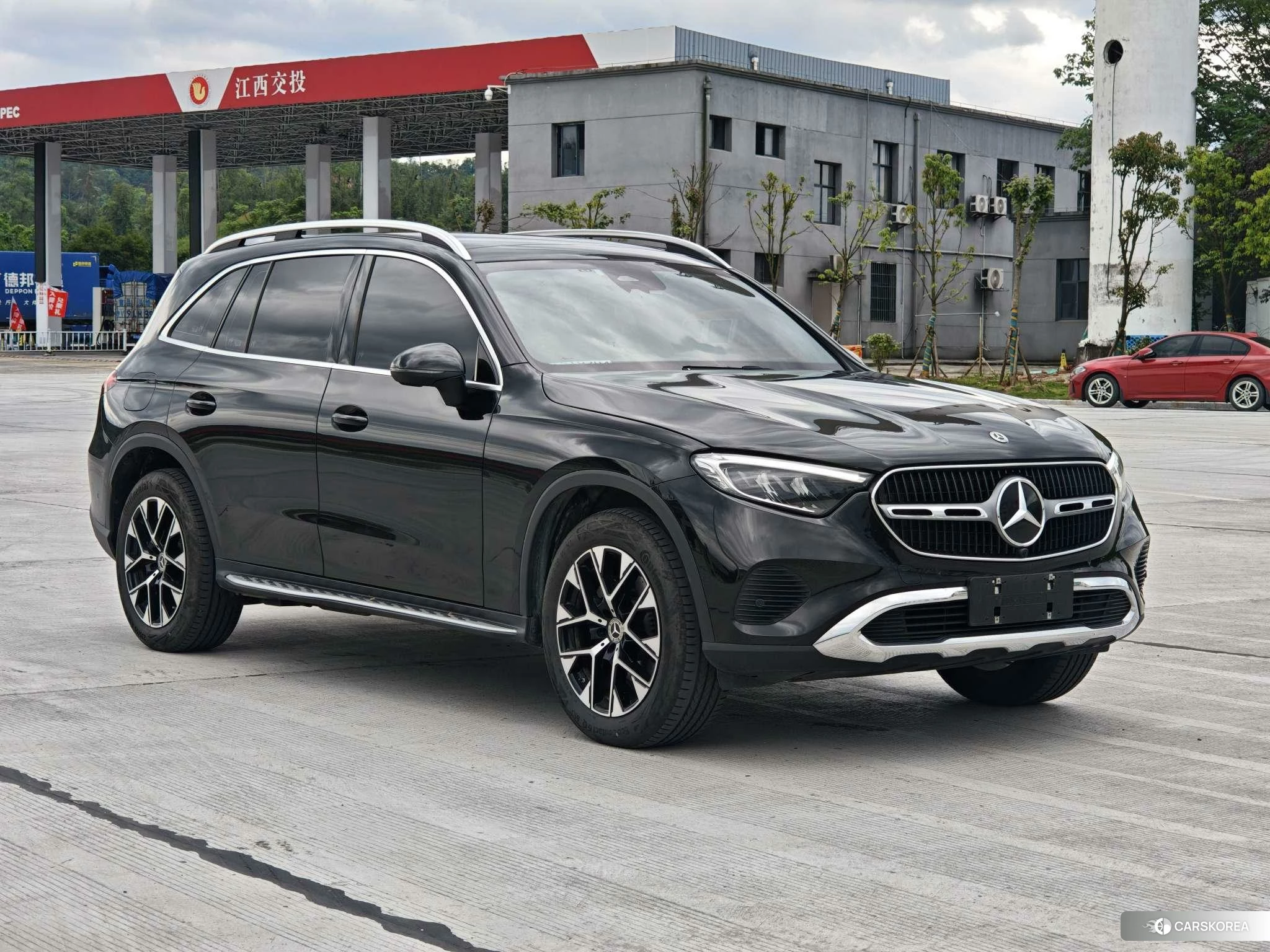 Mercedes-Benz GLC 2024 Черный из Китая, фото 2