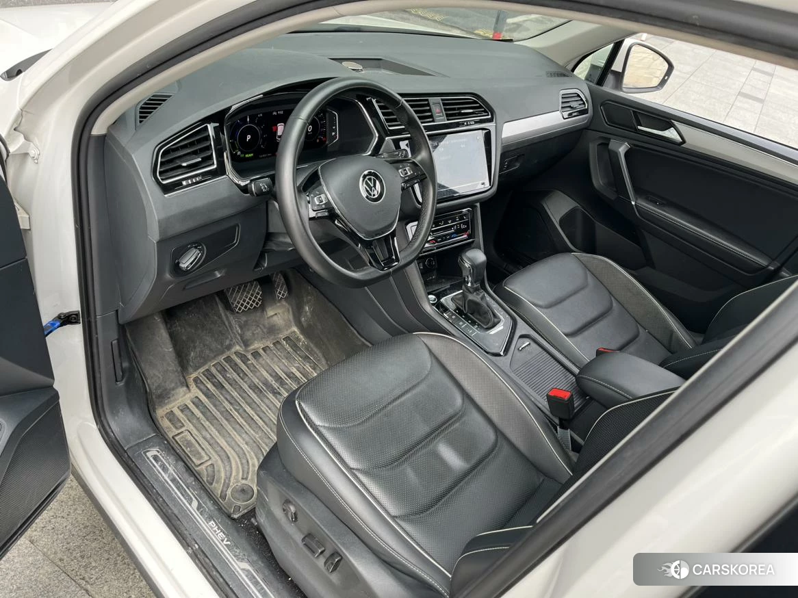 Volkswagen Tiguan L PHEV id 4513482 из Китая 8