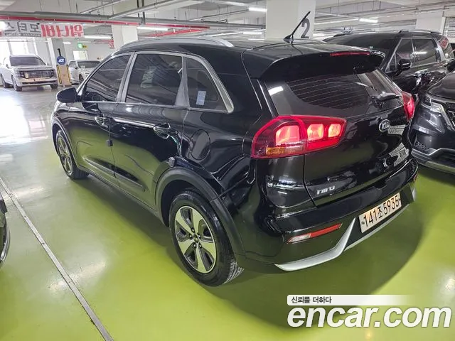 Kia Niro id 2492332 из Кореи 8