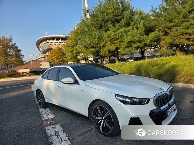 BMW 5 Series (G60) id 3299902 из Кореи 12