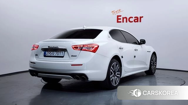 Maserati Ghibli id 4203882 из Кореи 12