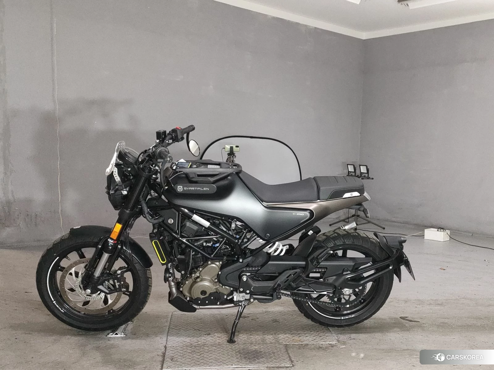 Проданный Husqvarna SVARTPILEN 250 2023 из Японии