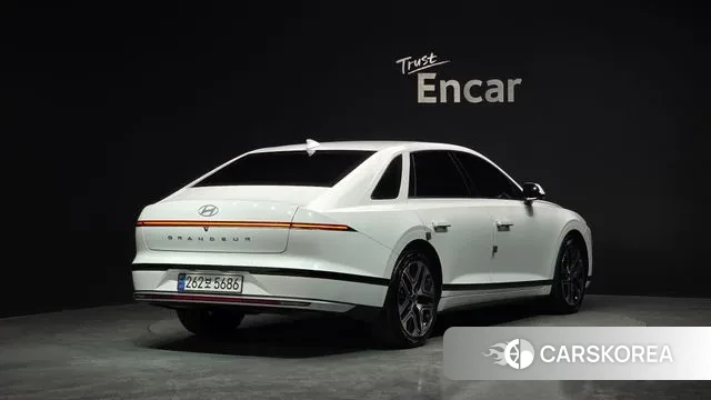 Hyundai Grandeur (GN7) id 3745931 из Кореи 12