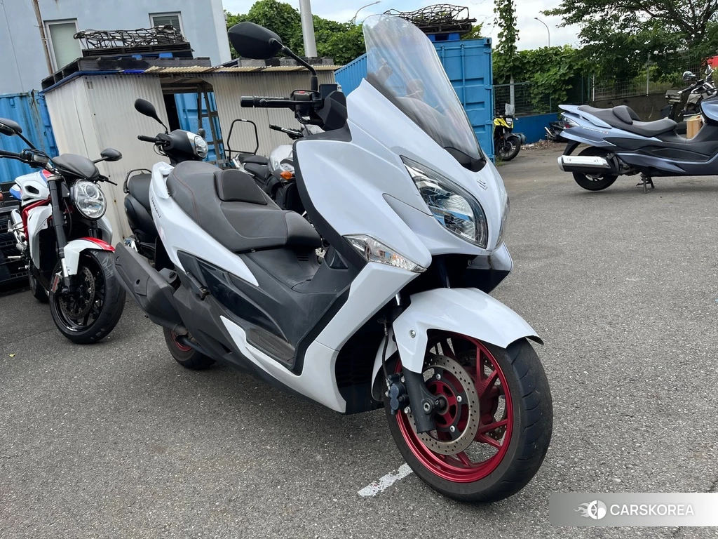 Проданный Suzuki BURGMAN 400 2019 из Японии, фото 2