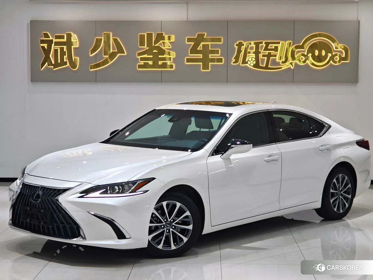 Lexus ES 2022 Белый из Китая, фото 3