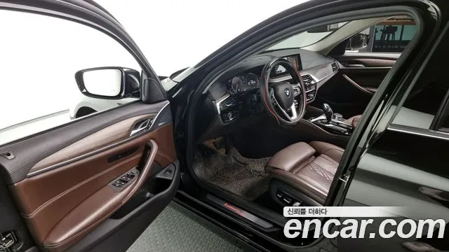 BMW 5 Series (G30) id 2676692 из Кореи 12