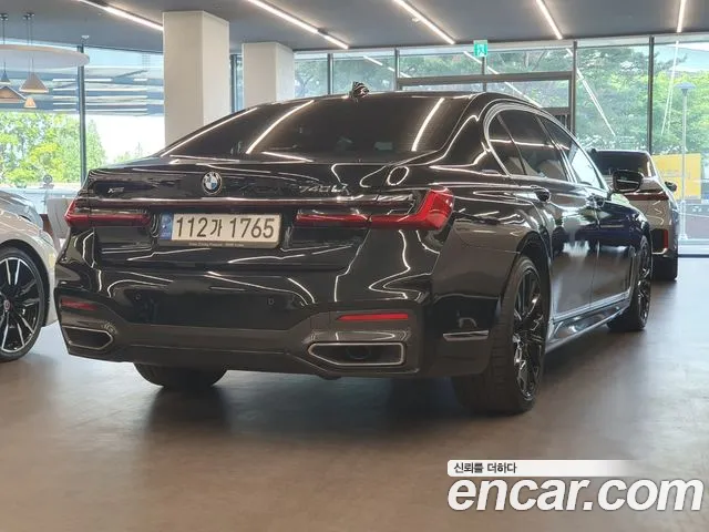 BMW 7 Series (G11) 2022 Черный из Кореи, фото 2