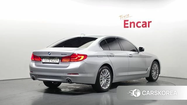 BMW 5 Series (G30) id 4637626 из Кореи 12