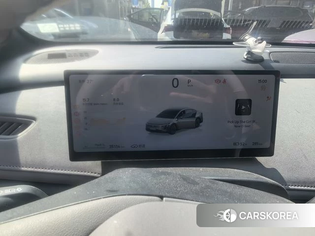Nissan N7 2025 Серебристо-серый из Китая, фото 4