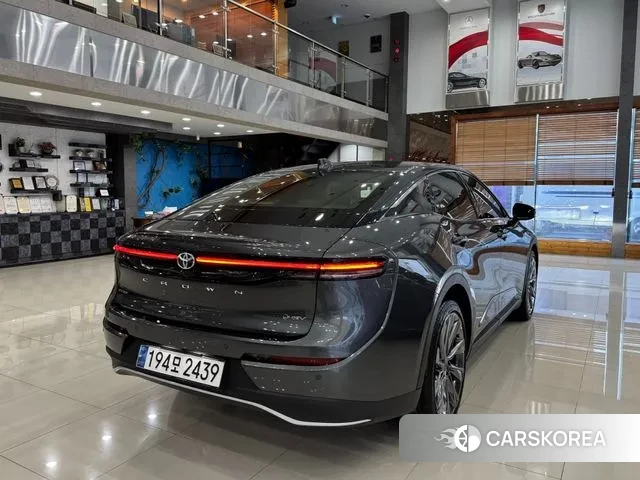 Toyota Crown Crossover id 3426397 из Кореи 12