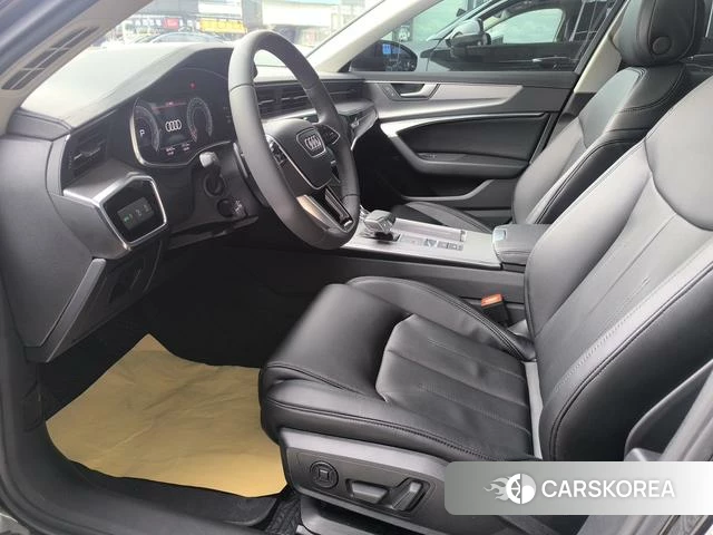 Audi A6L id 4273433 из Китая 9