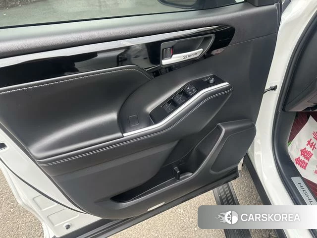 Toyota Highlander id 4257599 из Китая 10