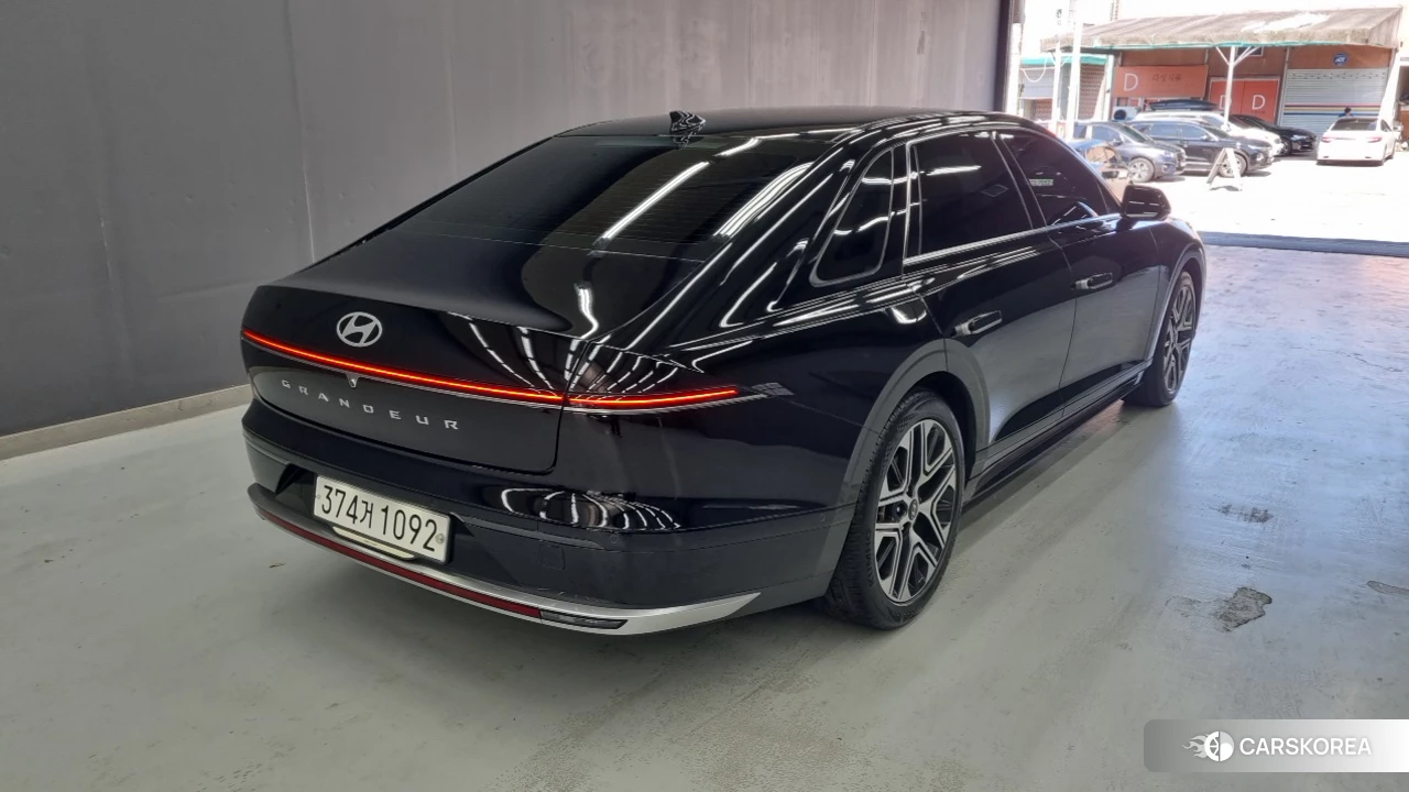 Hyundai Grandeur (GN7) id 4848184 из Кореи 10