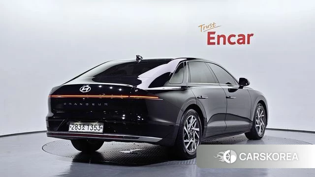 Hyundai Grandeur (GN7) id 4640563 из Кореи 12