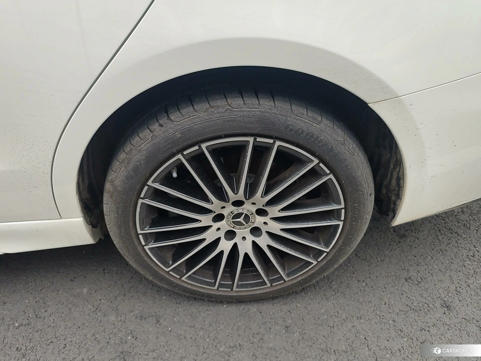Mercedes-Benz Class C id 4512832 из Китая 12