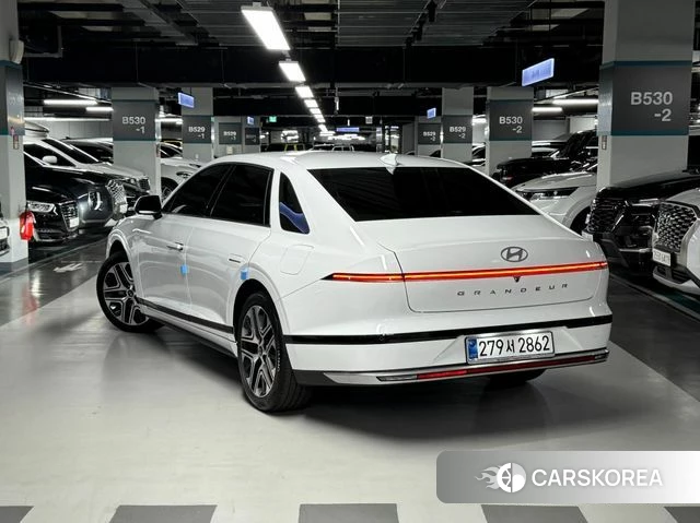 Hyundai Grandeur (GN7) id 3982000 из Кореи 12