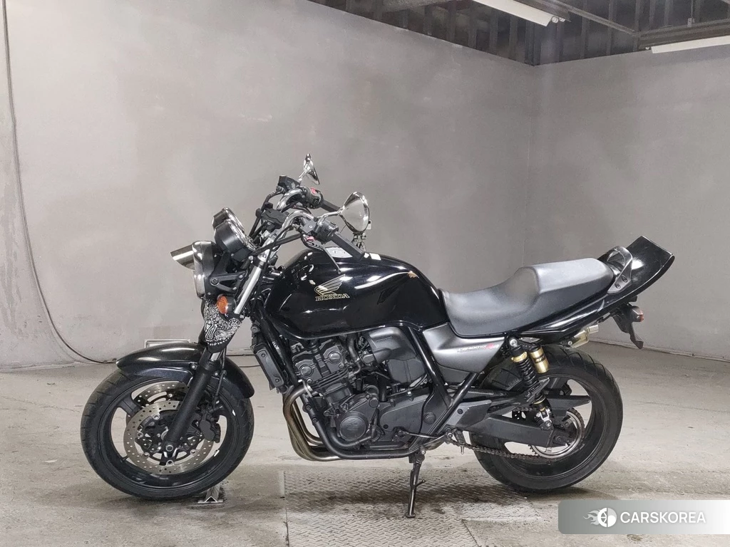 Проданный Honda CB400SF 2013 из Японии, фото 2