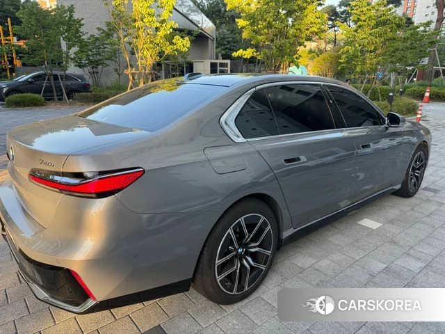 BMW 7 Series (G70) 2023 Серебряный из Кореи, фото 4