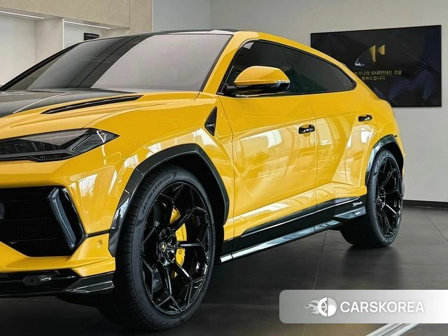Lamborghini Urus 2024 Желтый из Кореи, фото 2