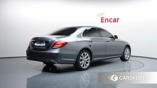 Mercedes-Benz E-Class W213 id 3829364 из Кореи 12