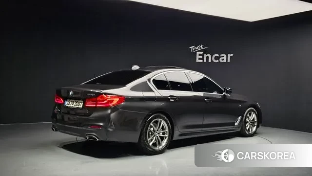 BMW 5 Series (G30) id 3489050 из Кореи 12