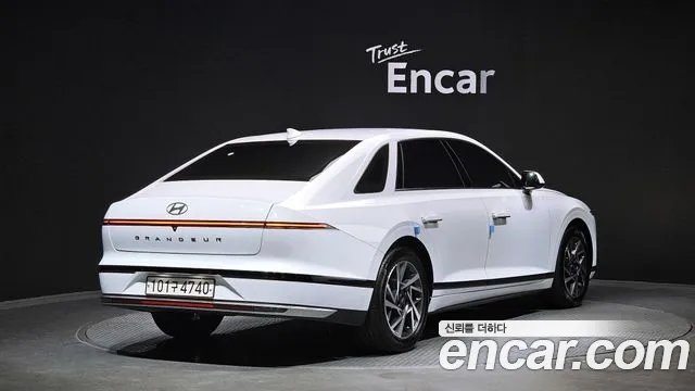 Hyundai Grandeur (GN7) id 2739218 из Кореи 12