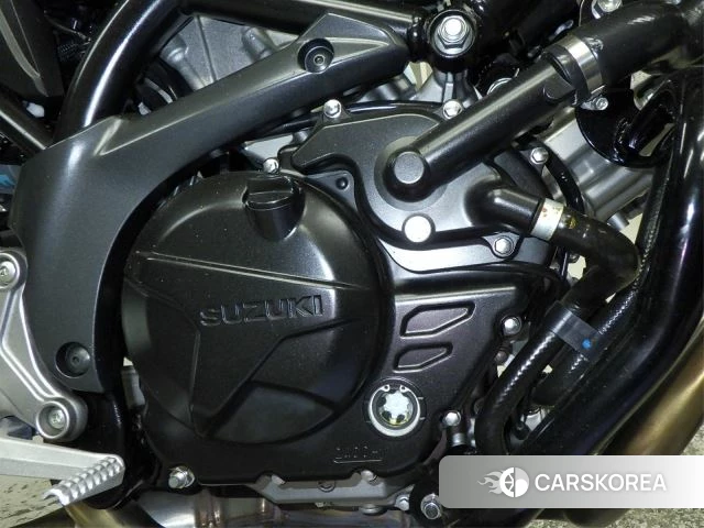 Engine photo